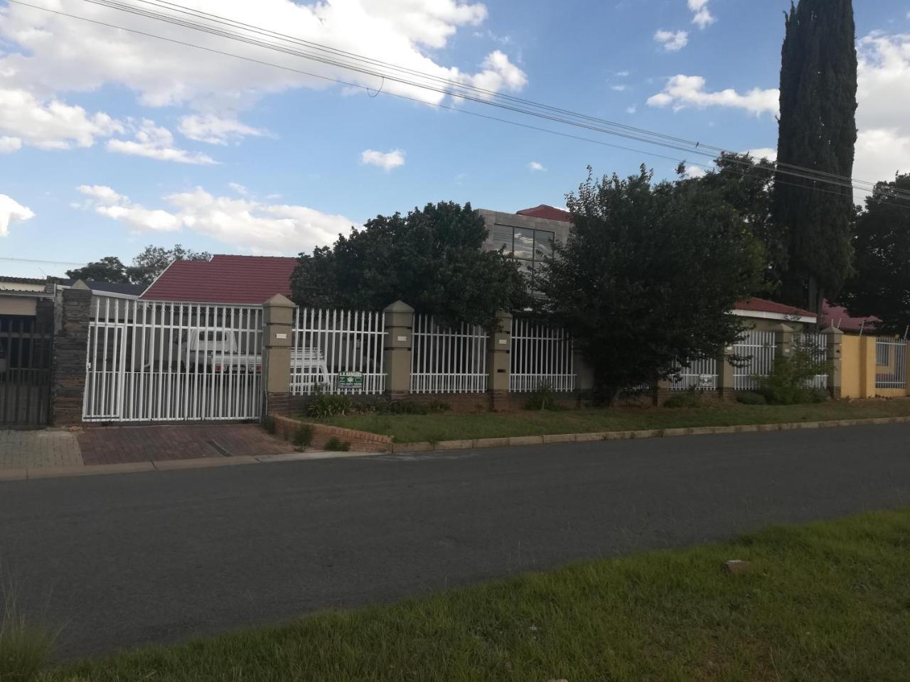 Lalela House Apartment Johannesburg Exterior foto
